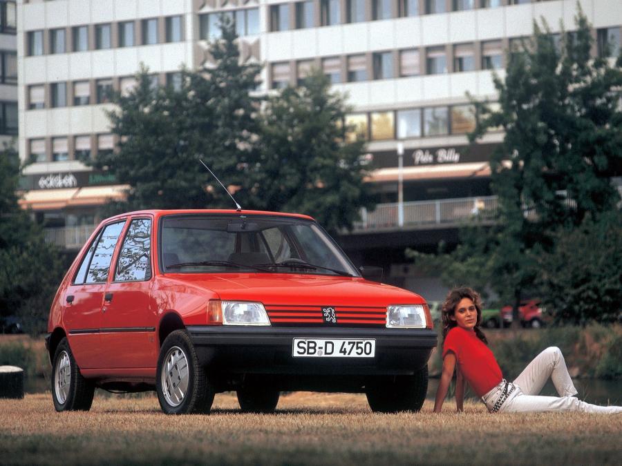  Peugeot 205 5-Door 1983 года  (фото 3 из 14)